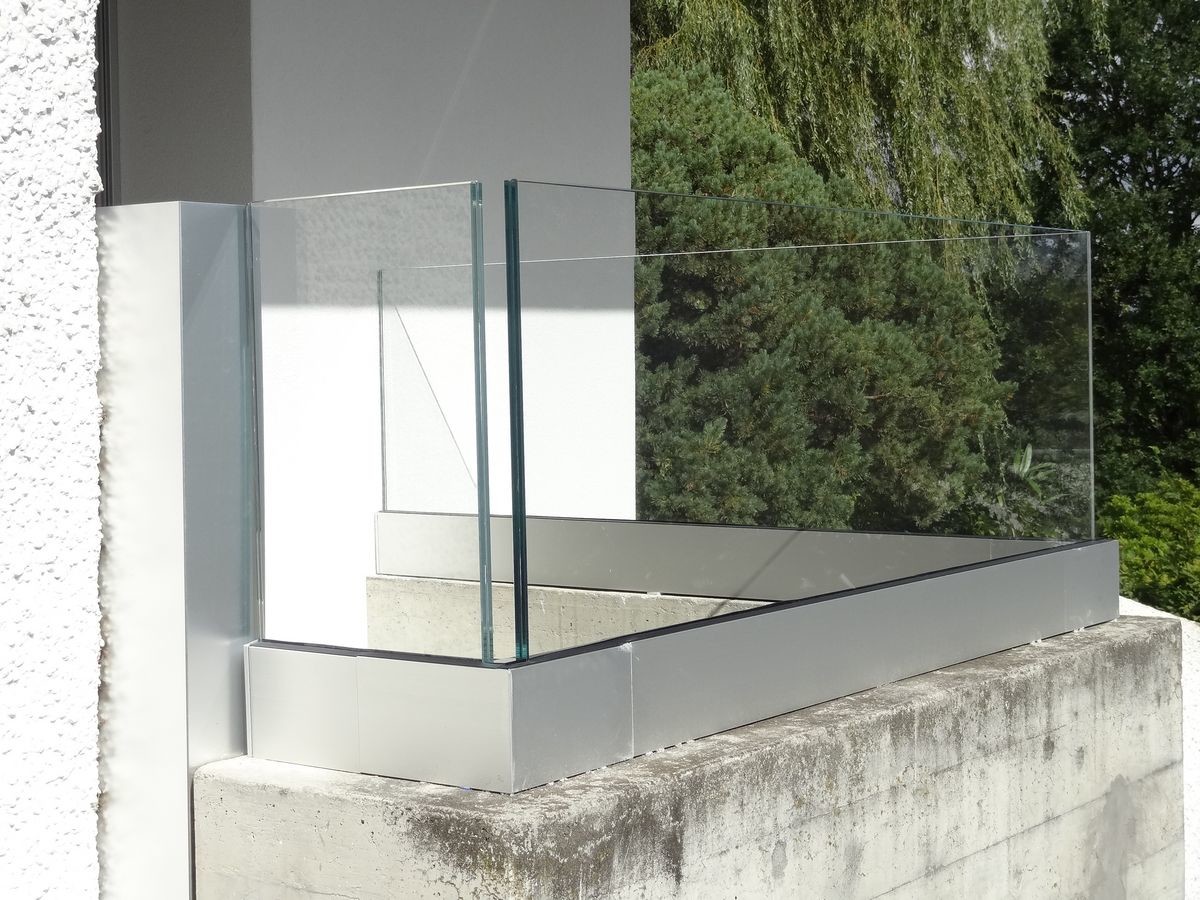 Glasgeländer des Aluminium-6063 Frameless des Balkon-T5 gebürstet und Spiegel-Ende